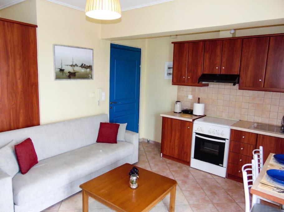 Urban Stay Sparta Bagian luar foto